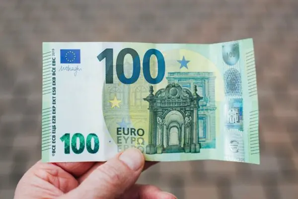 Συντάξεις Ιουλίου 2025: Τι πρέπει να γνωρίζετε