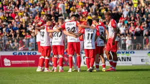 Sportfreunde Siegen και η Συνάντησή τους με την Dortmund image 1
