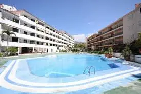 Summerland: Ένας παράδεισος για καλοκαίρι