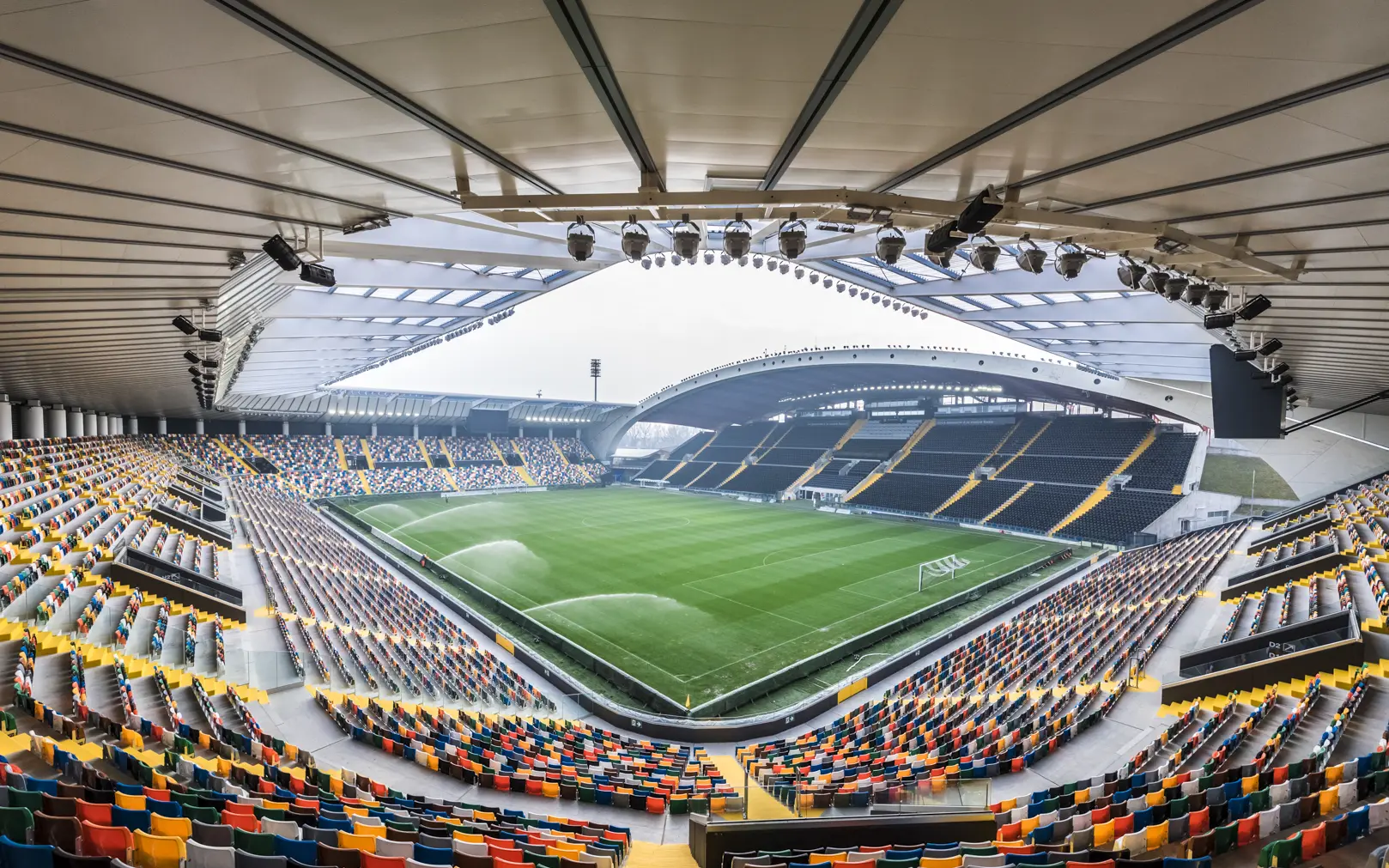 Το Bluenergy Stadium: Σημαντικές Εξελίξεις και Ρόλος στην Κοινότητα