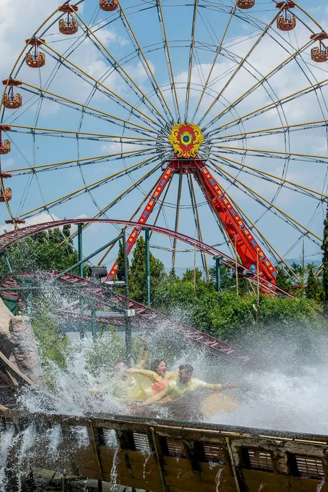 Allou Fun Park: Ολεθρός παράδεισος διασκέδασης στην Αθήνα