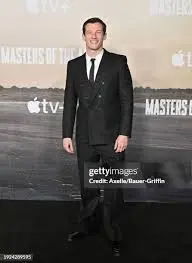 Callum Turner: Η Ανερχόμενη Αστέρας του Κινηματογράφου