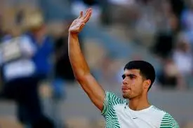 Carlos Alcaraz: Η Ιστορία του Ανερχόμενου Αθλητικού Αστέρα