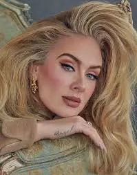 Η Magia της Adele: Αναδρομή στη Σοβαρή Καριέρα της