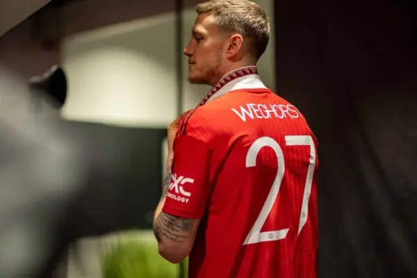Manchester United: Από τις Δόξες στην Πρόκληση