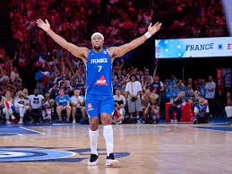 Yabusele: Η Ανερχόμενη Δύναμη του Μπάσκετ