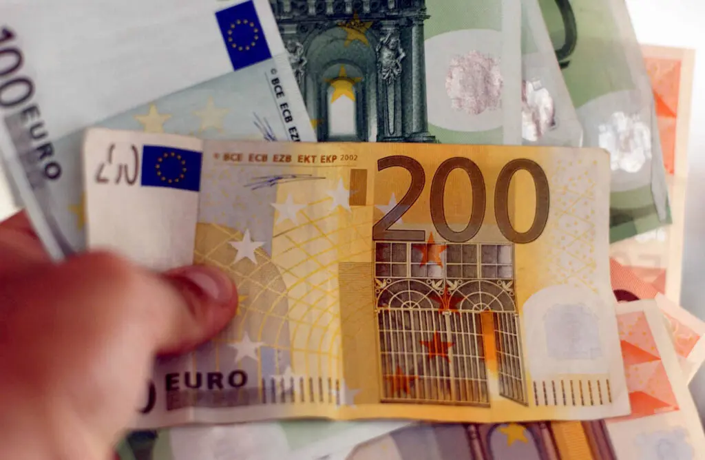 Όλα όσα Πρέπει να Ξέρετε για το Επίδομα 250 ευρώ image 1