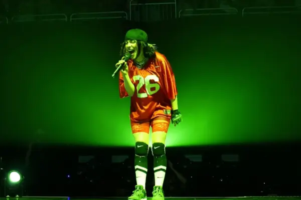 billie eilish — GR news